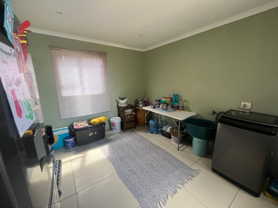 2 Bedroom Property for Sale in New Brighton Eastern Cape